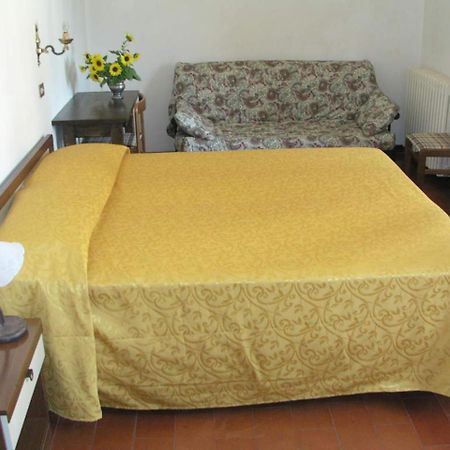 Hotel La Quiete Асизи Екстериор снимка