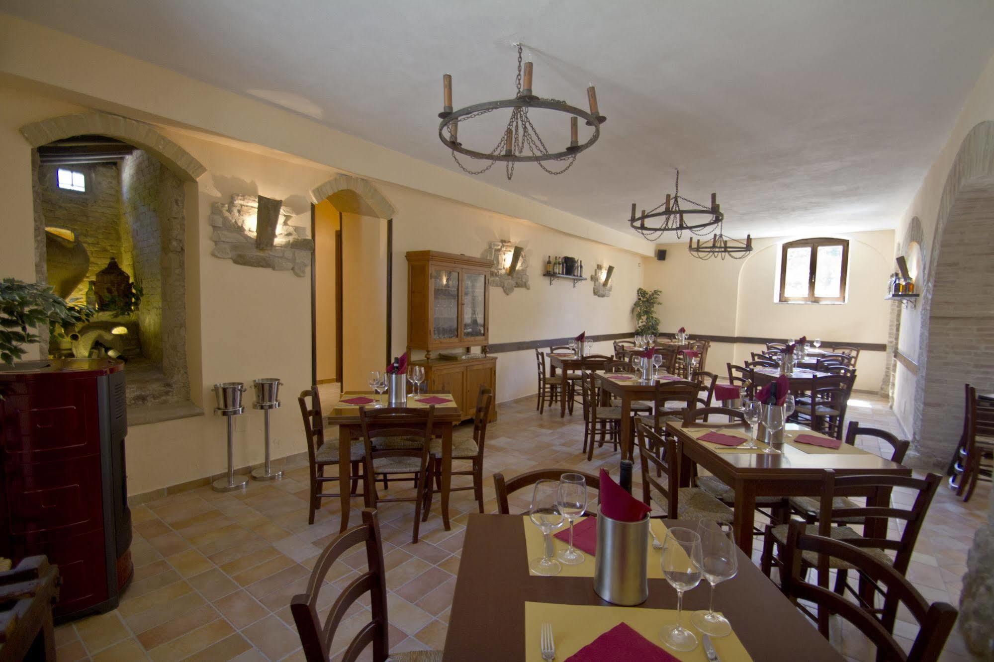 Hotel La Quiete Асизи Екстериор снимка