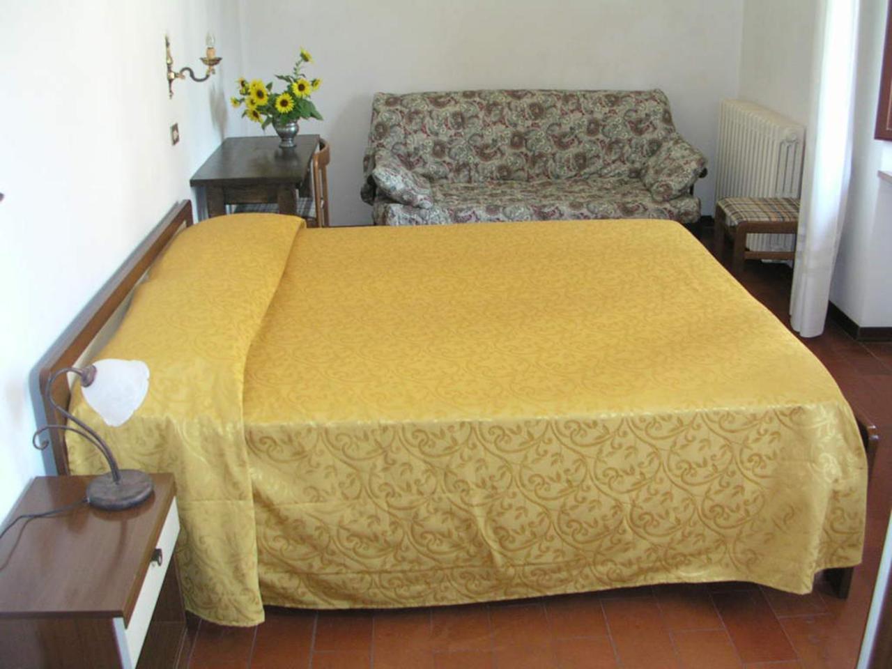 Hotel La Quiete Асизи Екстериор снимка
